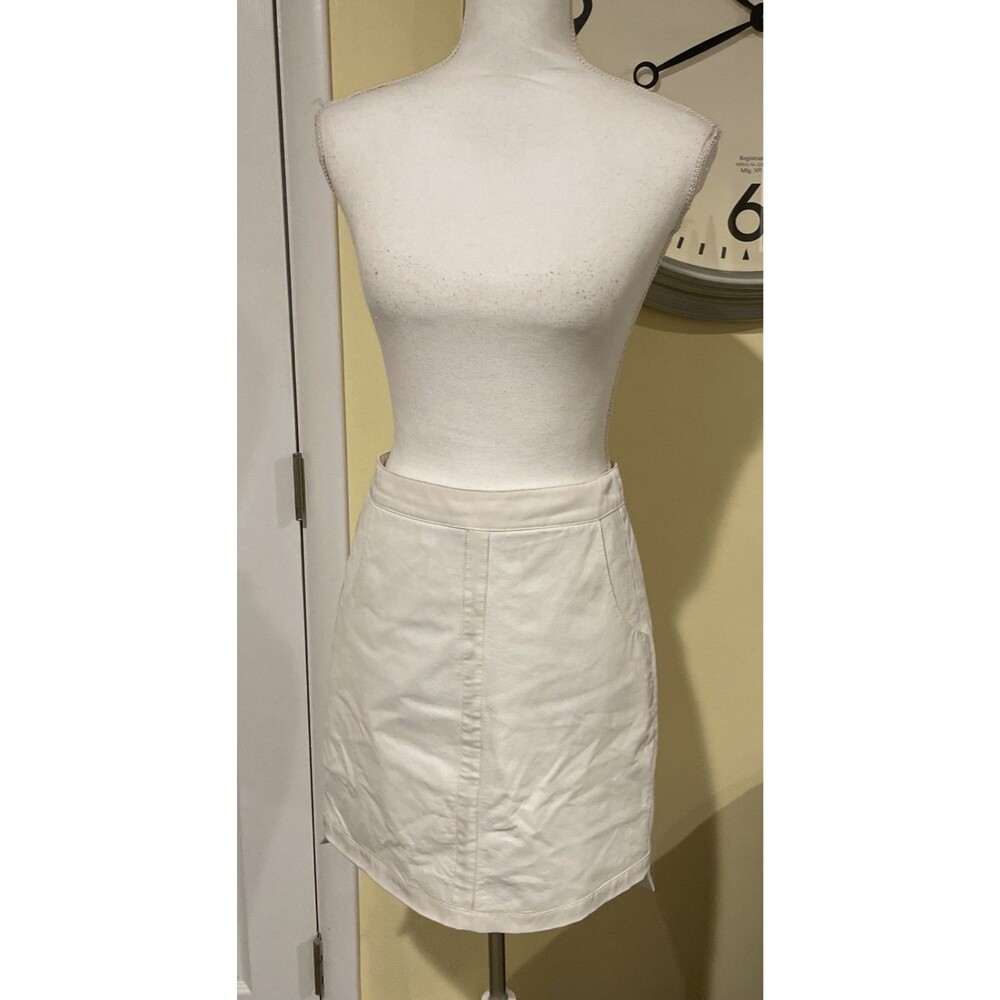 Vintage BEBE 90s Y2K White Leather Mixed Media Lined Mini Skirt Sz 4
